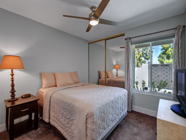 Palm Springs Home 991910