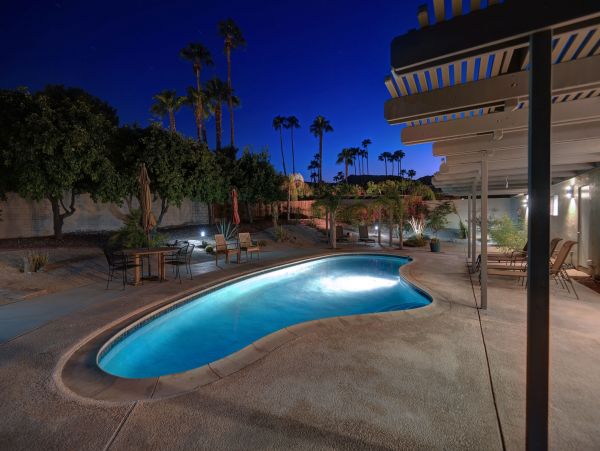 Palm Springs Home 991910