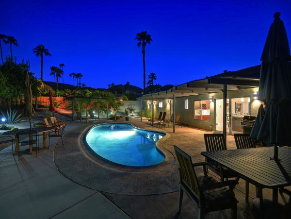 Palm Springs Home 991910