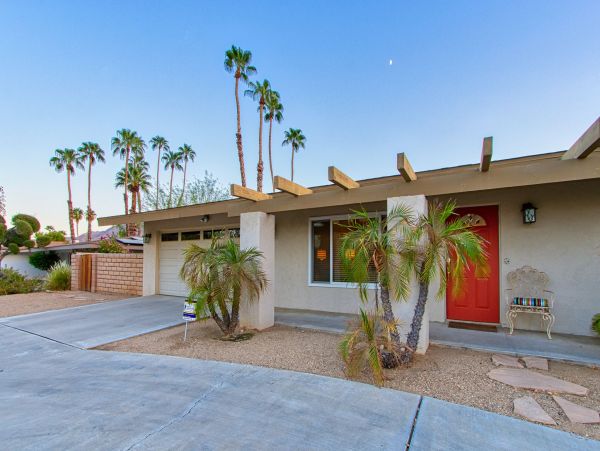 Palm Springs Home 991912