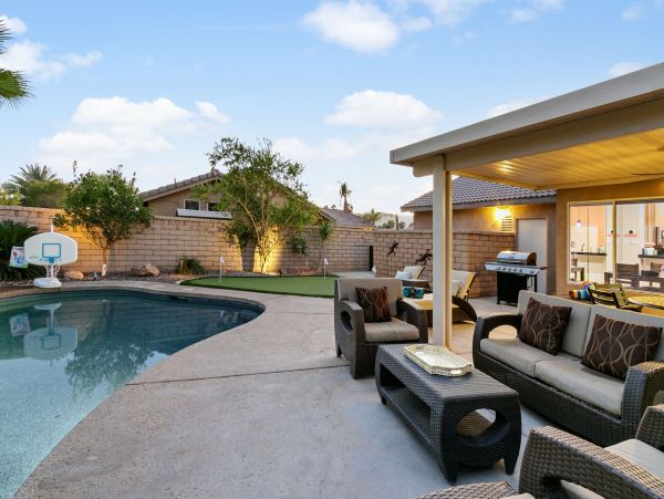 Palm Springs Home 991913