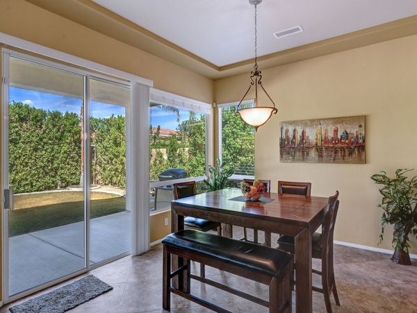 Palm Springs Home 991914