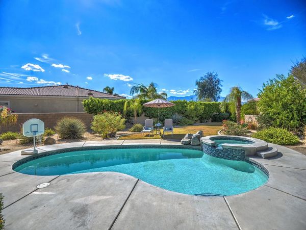Palm Springs Home 991914