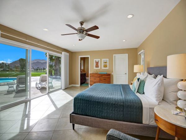 Palm Springs Home 991915