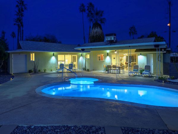 Palm Springs Home 991915