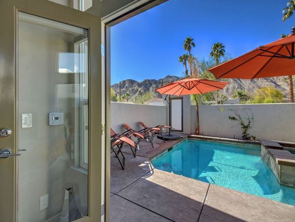 La Quinta Lovely Pool Home Away From Home