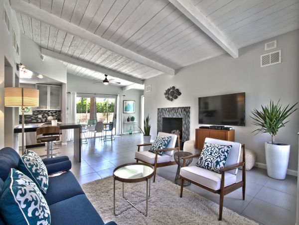 Palm Springs Home 991920