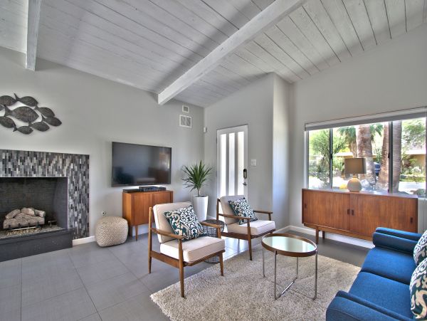 Palm Springs Home 991920