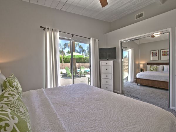 Palm Springs Home 991920