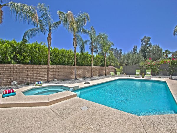 Palm Springs Home 991920
