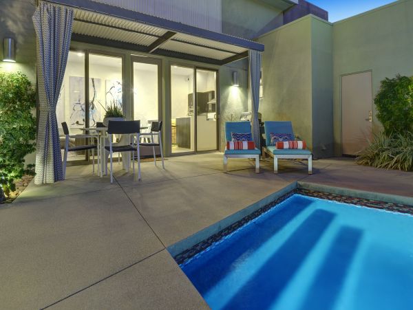 Palm Springs Home 991921