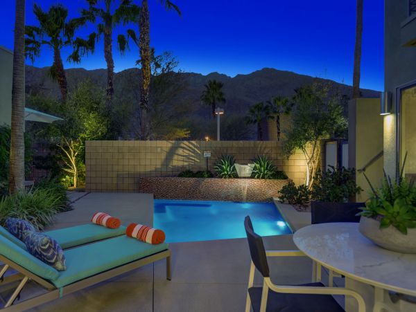 Palm Springs Home 991921