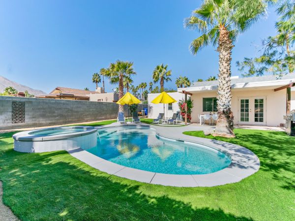 Palm Springs Home 991922