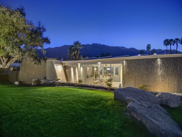 Palm Springs Home 991923