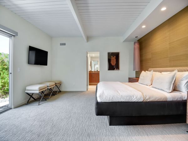 Palm Springs Home 991923