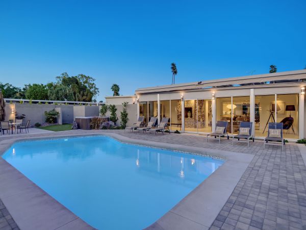 Palm Springs Home 991923