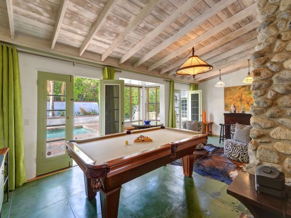 Palm Springs Home 991924