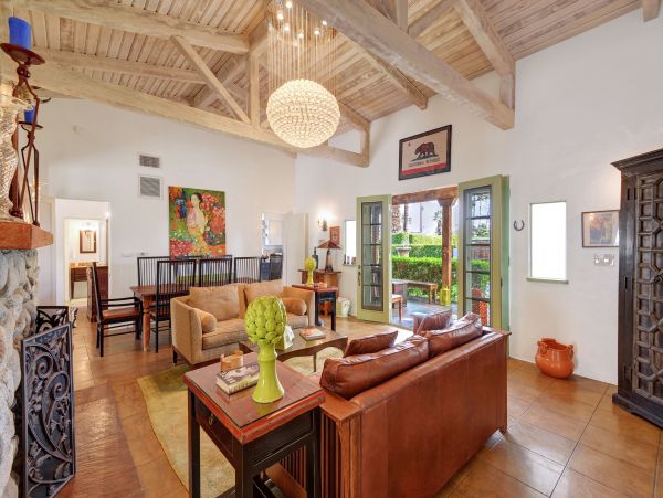 Palm Springs Home 991924