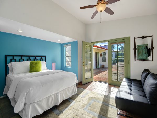 Palm Springs Home 991924