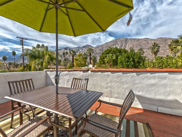 Palm Springs Home 991924