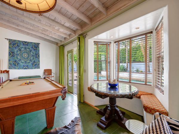 Palm Springs Home 991924