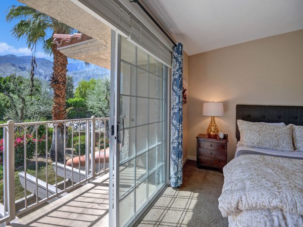 Palm Springs Condo 991925