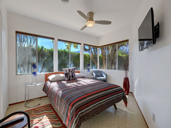 Palm Springs Home 991927