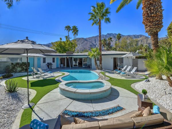 Palm Springs Home 991927