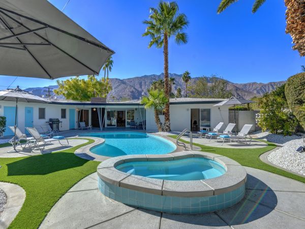 Palm Springs Home 991927