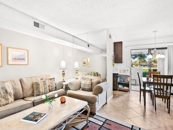 Palm Springs Condo 991929