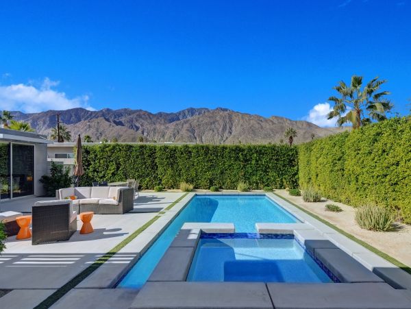 Palm Springs Home 991936