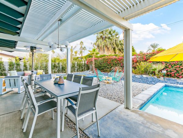 Palm Springs Home 991937