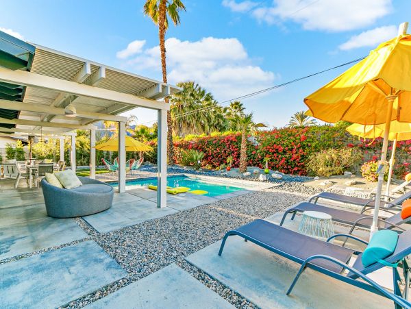 Palm Springs Home 991937