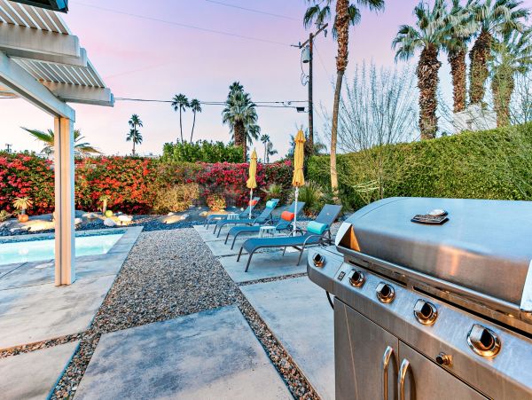 Palm Springs Home 991937