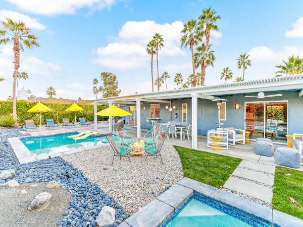 Palm Springs Home 991937