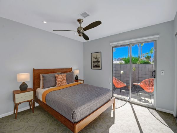 Palm Springs Home 991937