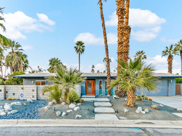 Palm Springs Home 991937