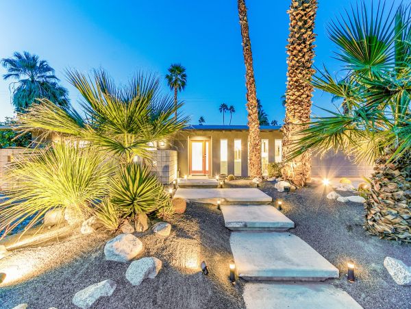 Palm Springs Home 991937