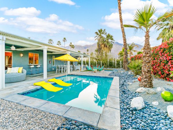 Palm Springs Home 991937