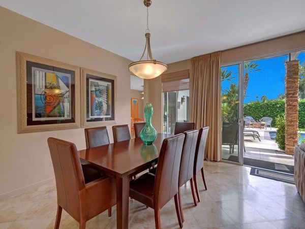 Palm Springs Home 991938