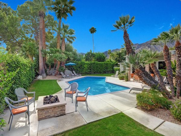 Palm Springs Home 991938