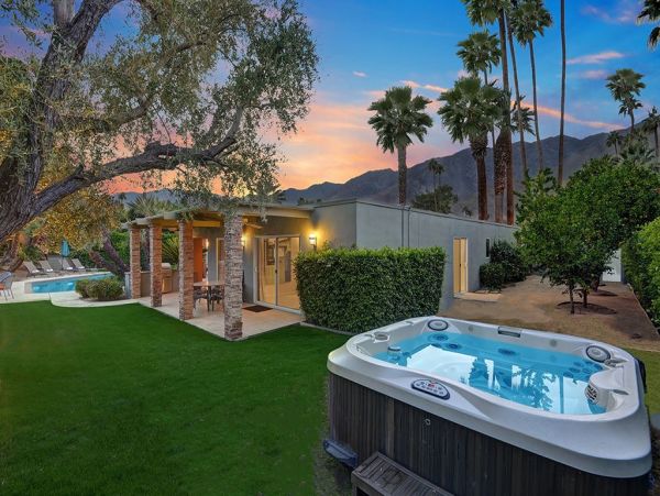Palm Springs Home 991938