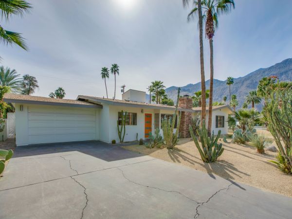 Palm Springs Home 991939