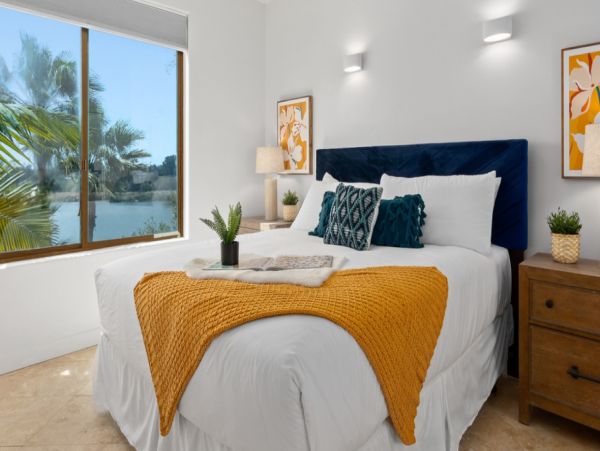 Private Pool Carlsbad Vacation Home 9 Bedrooms Lagoon Front