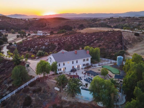 Temecula Vacation Rental with Infinity Pool & Game Room California Wine Country