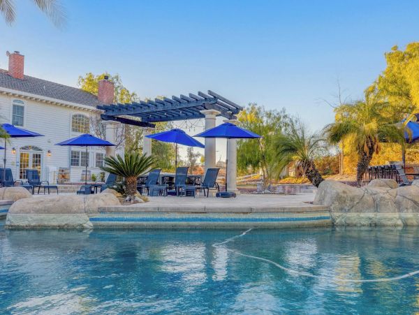 Temecula Vacation Rental with Infinity Pool & Game Room California Wine Country