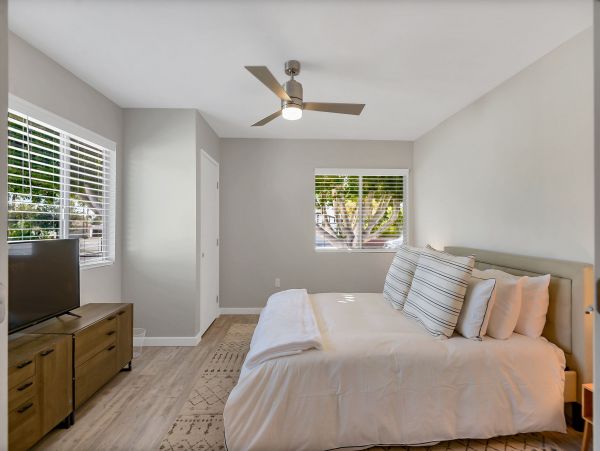 Palm Springs Home 991944