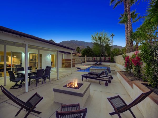 Palm Springs Home 991944