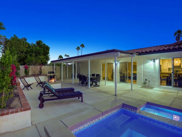 Palm Springs Home 991944