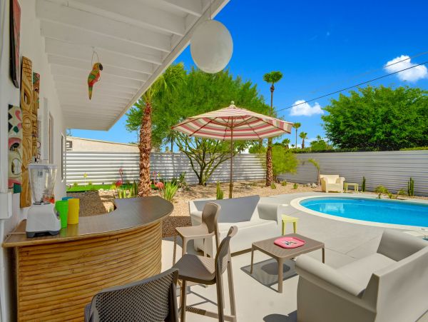 Palm Springs Home 991945